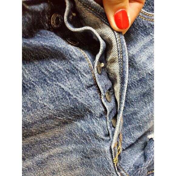 Levi's 501 Women 32 Denim Shorts Distressed Cut-offs 4 Medium Wash Frayed Jean - Picture 10 of 11